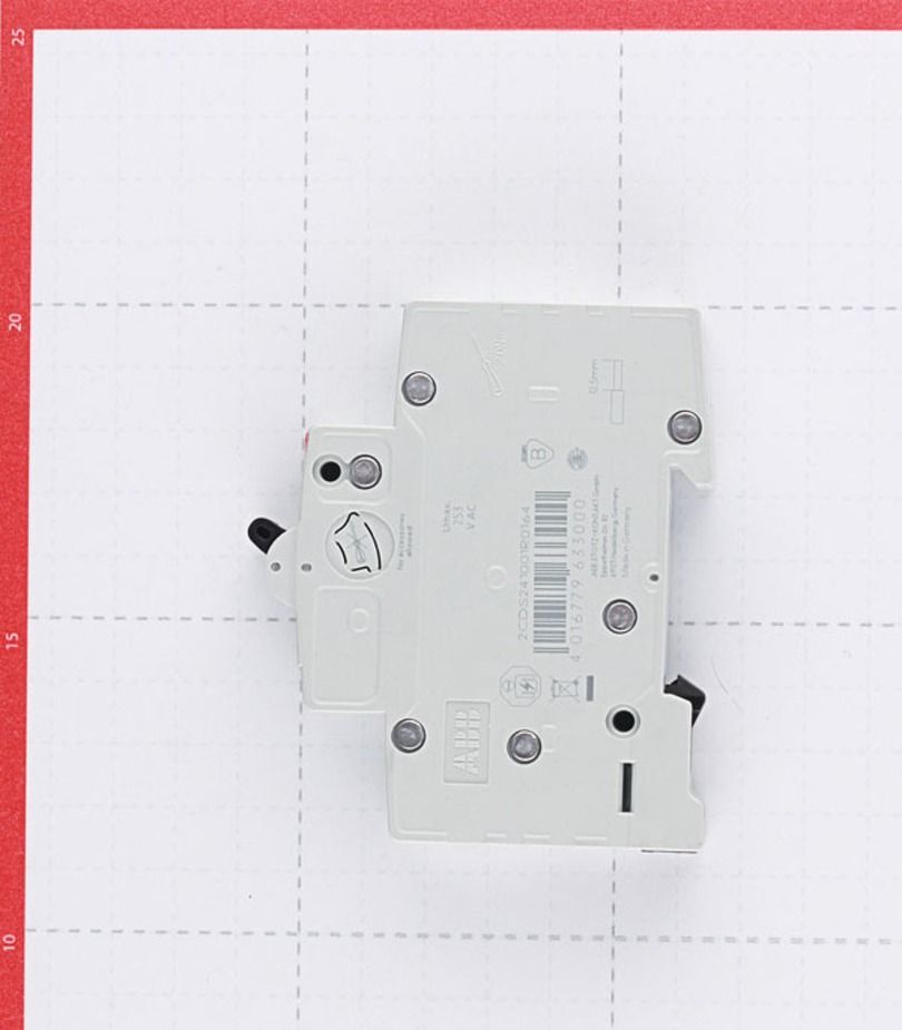 Автоматический выключатель ABB SH201L 1P 20А тип С 4,5 кА 220/380 В (1 шт.)